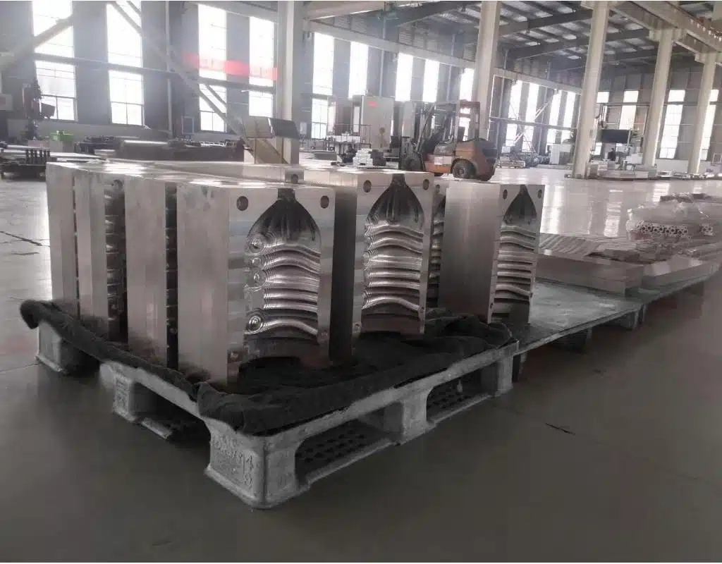 Pet Bottle Mold Manufacture 5