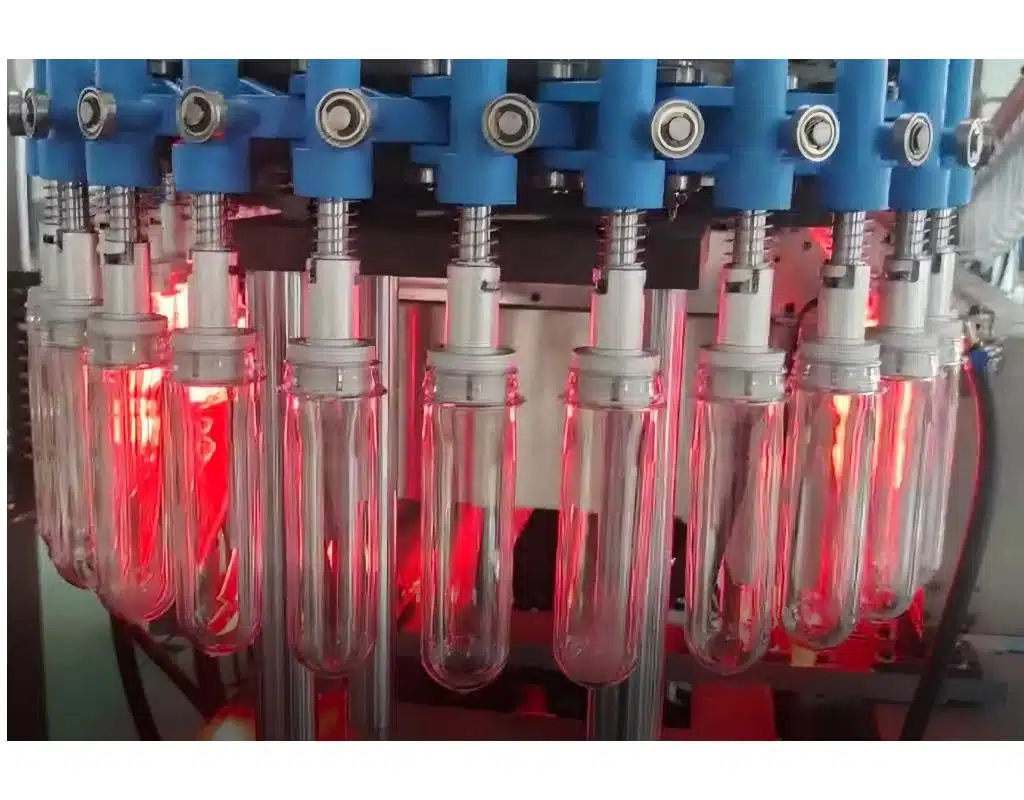Diagram Showing Infrared Lamps Heating A Pet Preform
