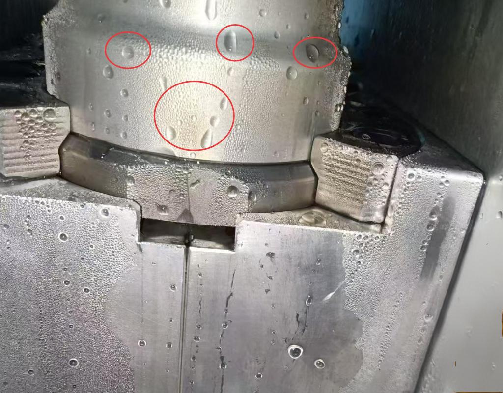 An Infographic Showing Humid Air Condensing On A Cold Mold Surface.